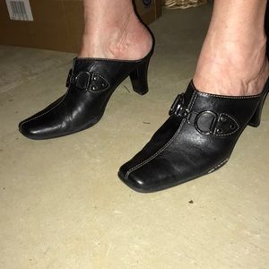 Aerosoles black work shoes